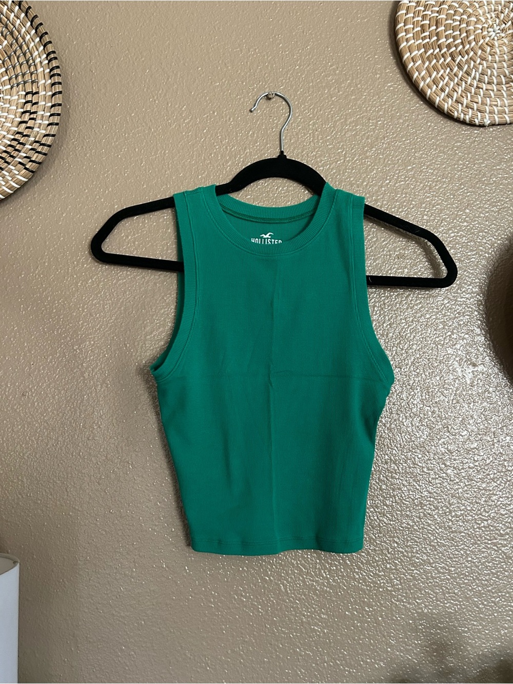 Hollister Emerald Green Ribbed Crop Tank